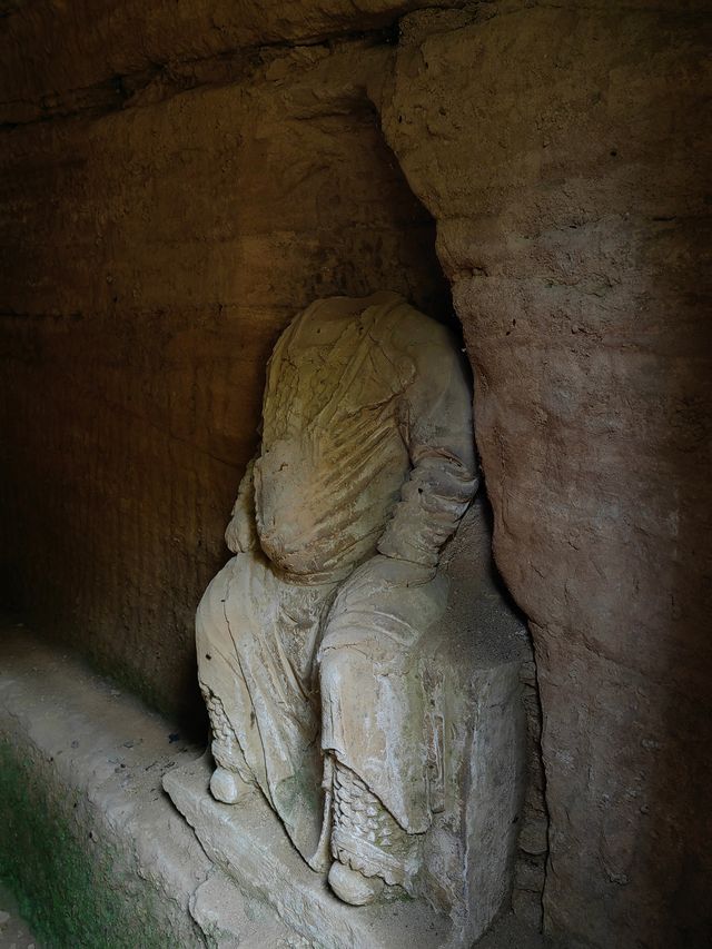 甘肅慶陽洛陽寺石窟