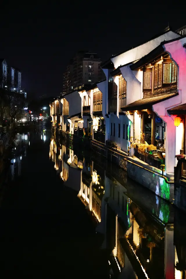 왕희지의 필하의 강남, 서성고향에서 시의적인 인간세상을 찾다