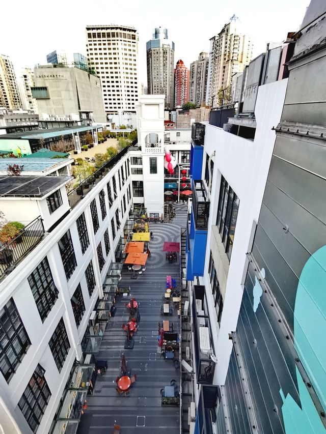 創享塔 - 蘇州河旁一道不容忽視的風景線