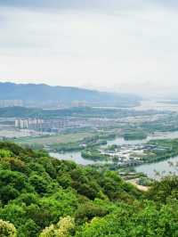 哇塞，這麼棒的賞景勝地，一眼望三江一湖！