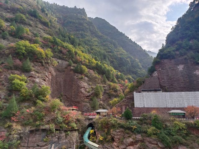 秦嶺好個秋——靈官峽