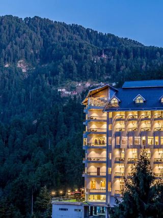 🌟✈️ Dalhousie Delights: Cozy Stays & Mountain Views 🏔️🛌