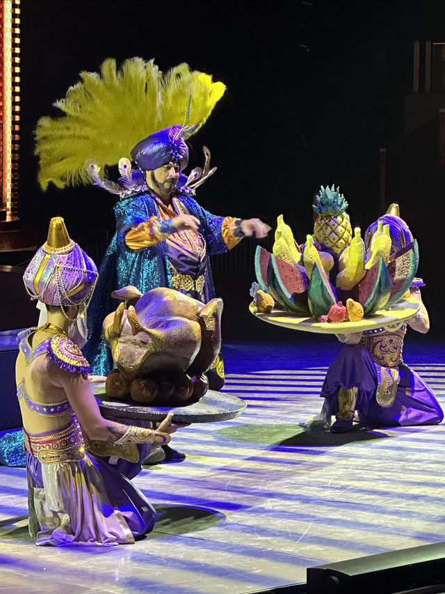 一場不容錯過的大馬戲。
