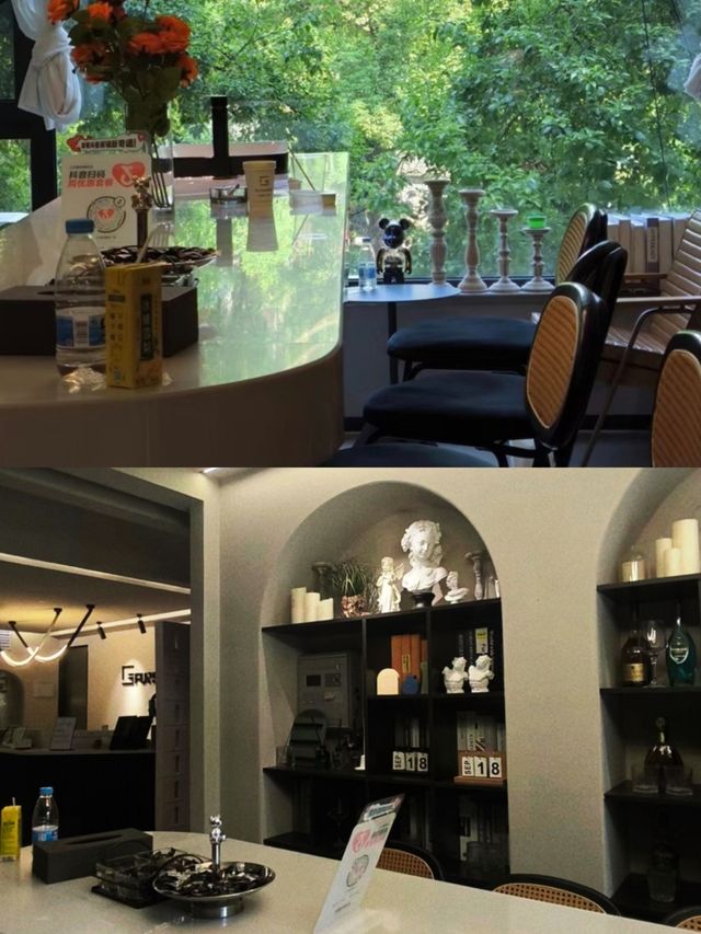 選到長沙寶藏酒店 4個人睡一間太值了～。