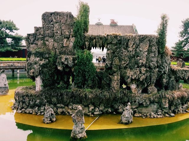 Enigmatic Feeling of Touching History: Maoling Mausoleum