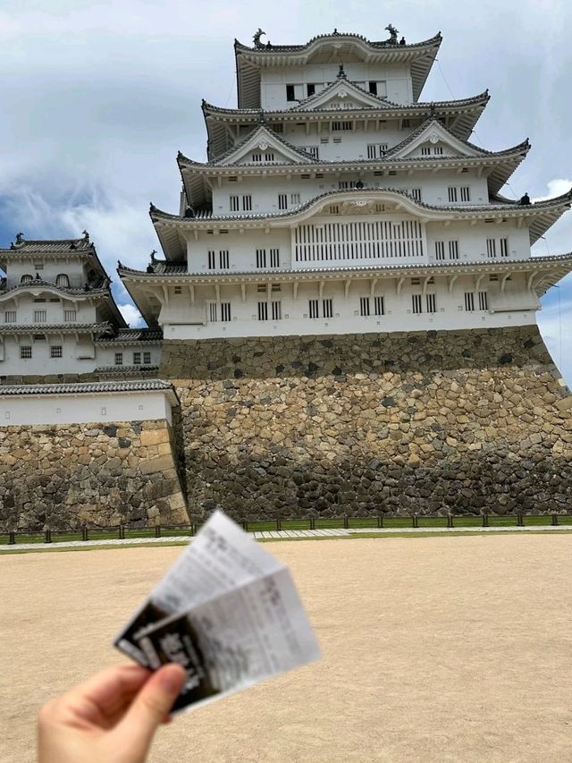 Himeji Castle in Japan is Lovely Place in Osaka❤️🤎