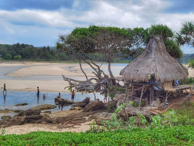 松巴島超全旅行攻略｜印尼最後的秘境，趁人少趕緊衝！