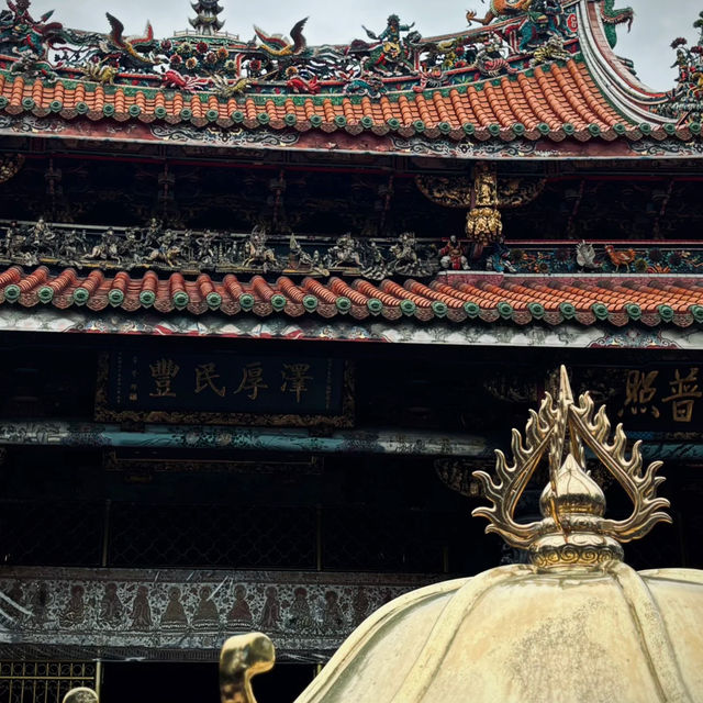 臺北行|在艋舺龍山寺感受心靈的慰藉