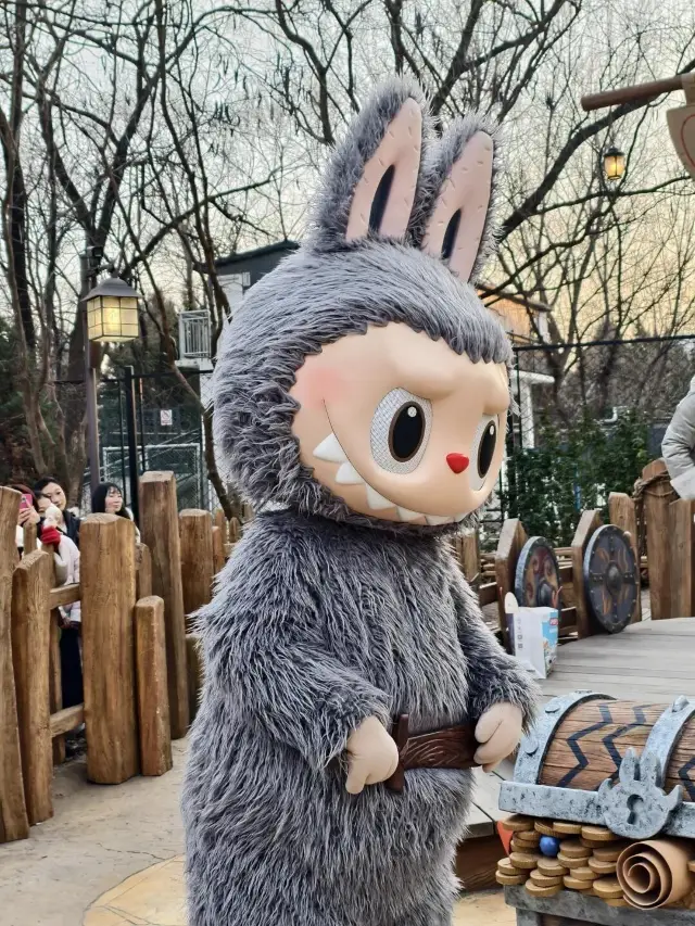 快樂值拉滿泡泡瑪特城市樂園