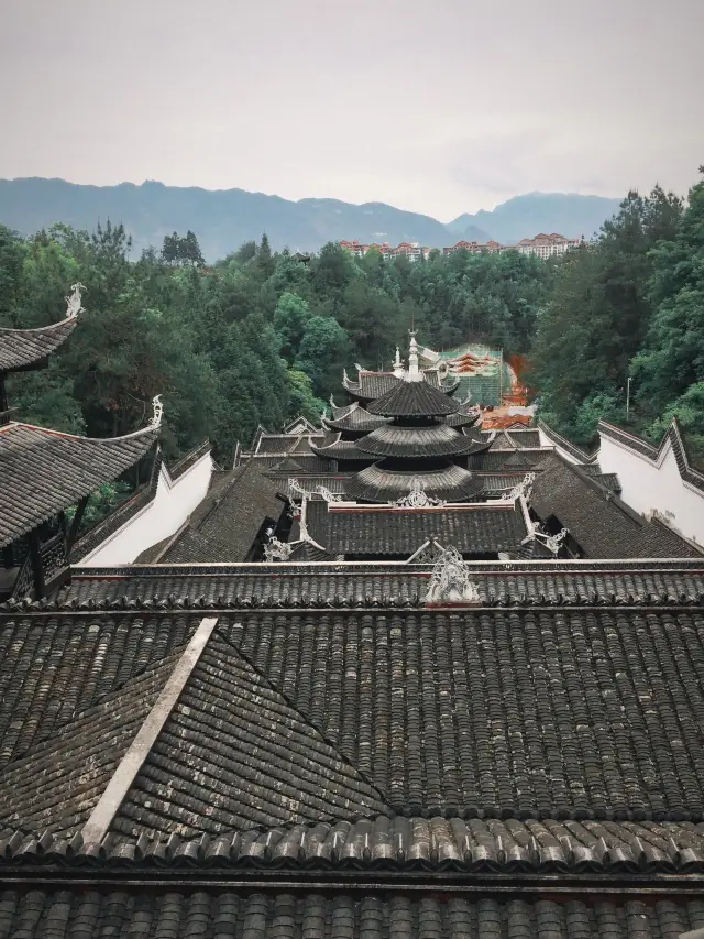 6-Day Enshi Tour for Qingming Festival: A Relaxing and Enjoyable Trip