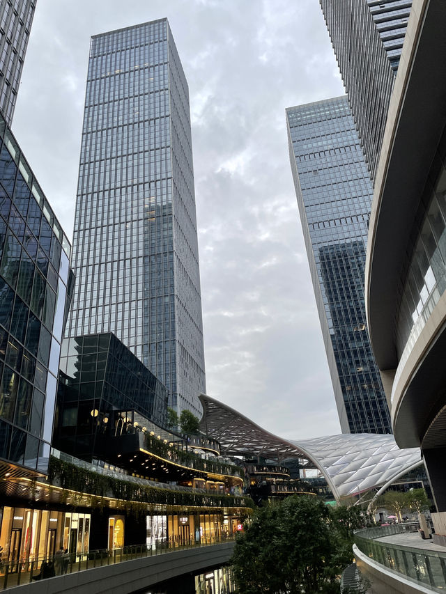 新晉時尚王國！深圳萬象前海🛍️✨