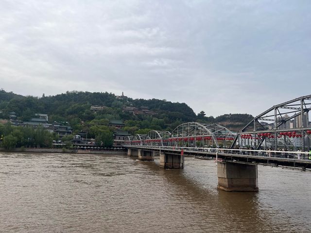 蘭州水墨丹霞旅遊風景