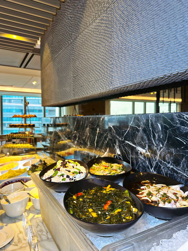 將雙子塔同鼓浪嶼裝入房間嘅廈門泰地萬豪酒店