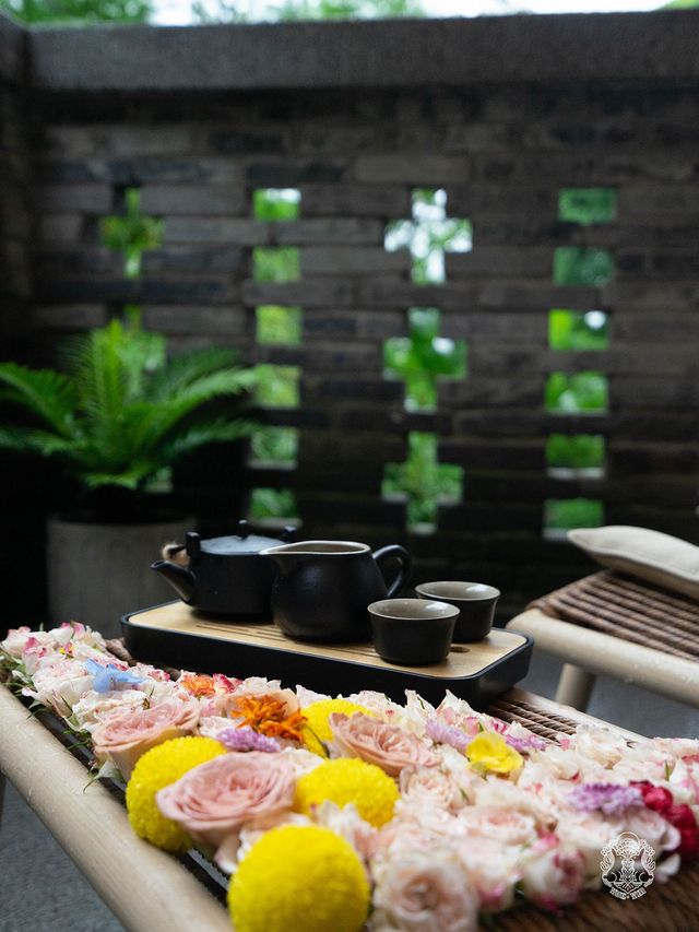 不在巴厘島，在重慶磁器口！鮮花浴太美啦~