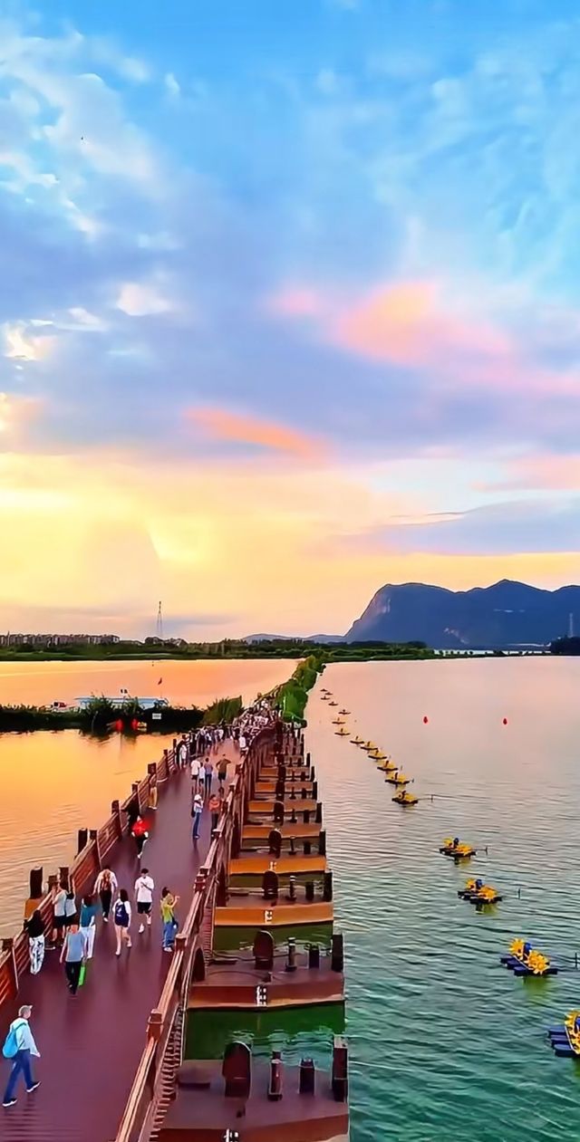 滇池畔嘅美景