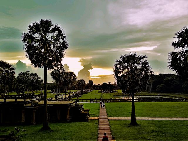 Best Sites to Witness Sunset in Angkor Archaeological Area