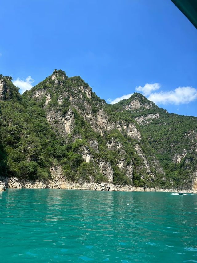 湖光山色絕美秘境