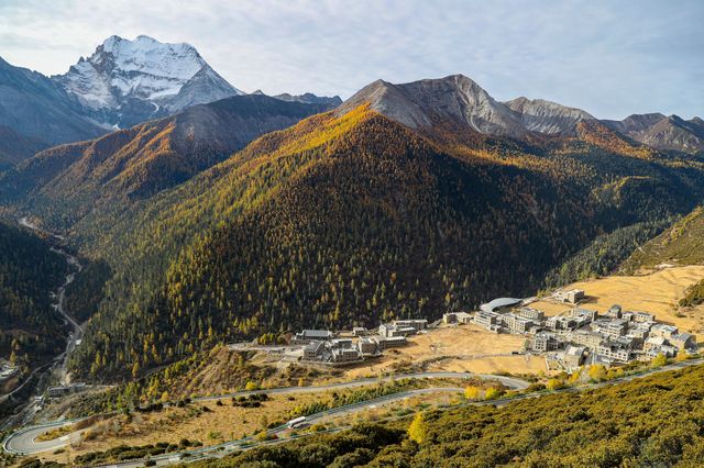 繼續！繼續！穿越冰峰遇見稻城亞丁