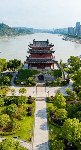 宜昌鎮江閣公園冬季逛吃攻略：解鎖長江邊的「古風暖冬局」