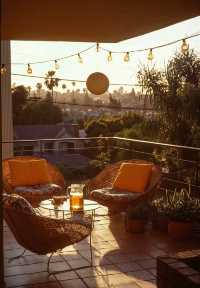 穿越回1981!美式復古小鎮氛圍感拉滿