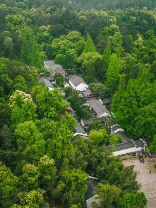 노산 산기슭 백년 명소 느긋하고 친절한 여행