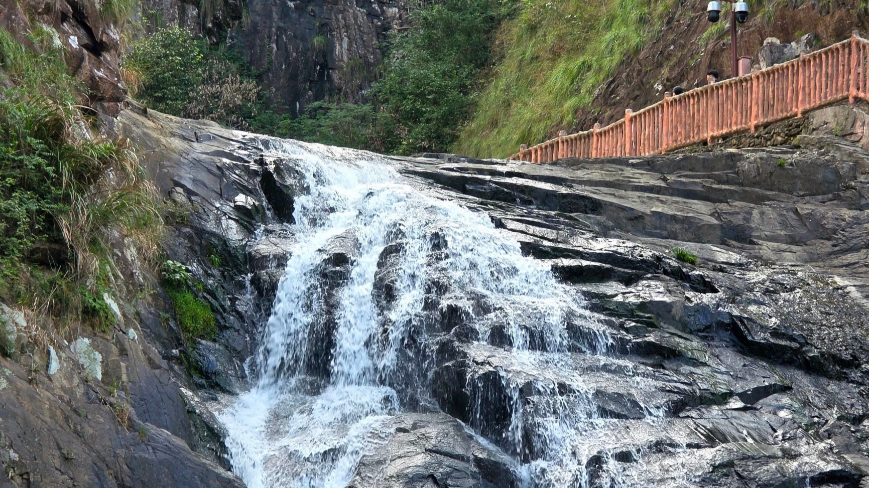 Stunningly breathtaking! The Five-Level Waterfalls of Wuxie hide China’s most exquisite water landscape painting, a fairyland like no other