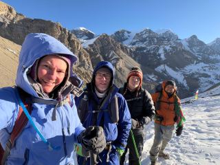 Потрясающий опыт треккинга с Nepal Gateway Trekking Company.