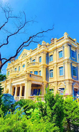 โรงแรมสำหรับครอบครัวในเสิ่นหยาง / เตียงยักษ์ 2.4 เมตร + สวนสนุกเด็ก นอนแผ่ได้ทั้งบ้านแม้มีลูกสอง