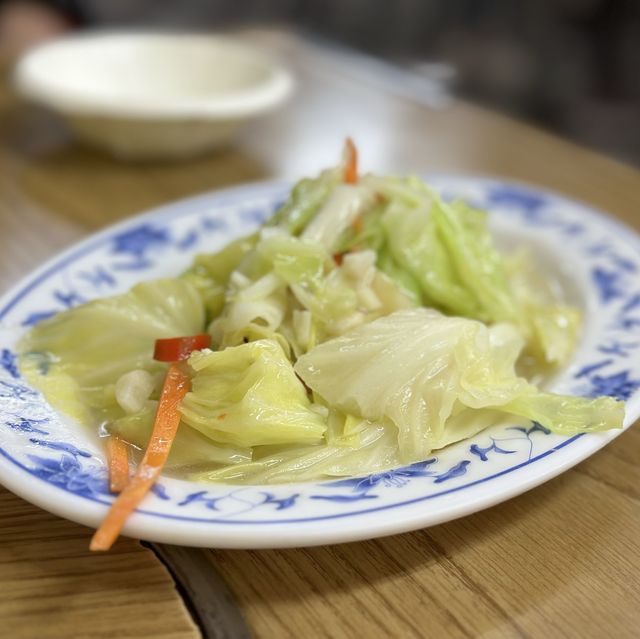 價格透明又經濟實惠又營業到蠻晚的第一名快炒店😋