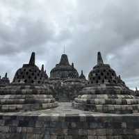 ท่องมรดกโลกบุโรพุทโธ วัดพุทธที่ใหญ่ที่สุดในโลก