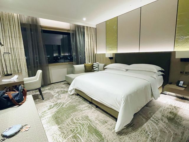 MILLENNIUM HILTON BANGKOK