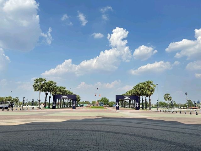 ช้างอารีน่า สนามสวยอลังการ