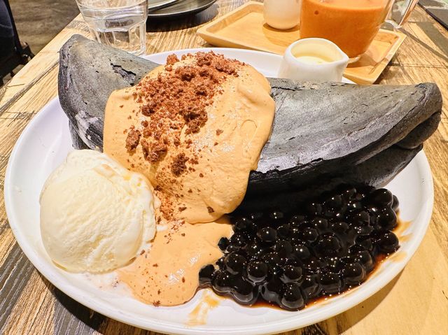 🥞兩個手掌大嘅King Size疏乎厘班戟😋
