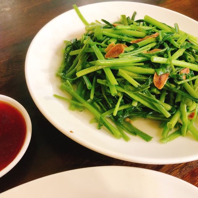 台北｜🍜🥢🥬古早味現炒料理📍 張吳記什錦麵