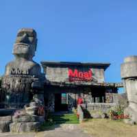 Moai 