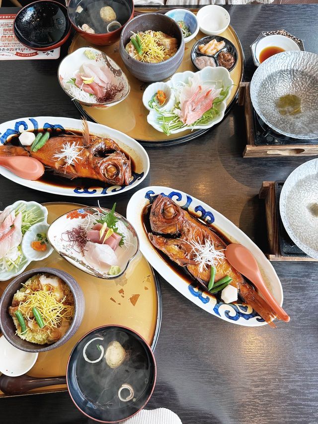 伊豆急下田駅近くで、魚介ランチ