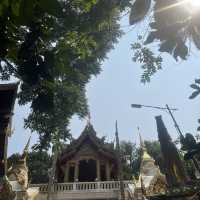 สักการะพระธาตุดอยสุเทพ คู่เมืองล้านนา