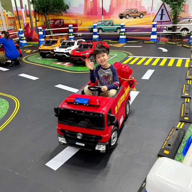 【 全港最大兒童室內車場 】 