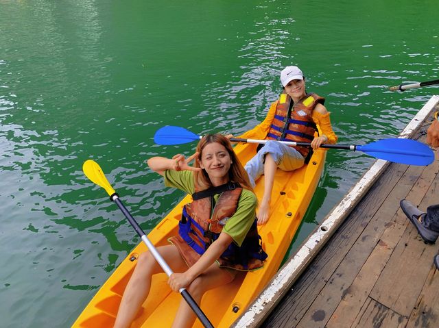 Sailing Through Halong’s mysteries 