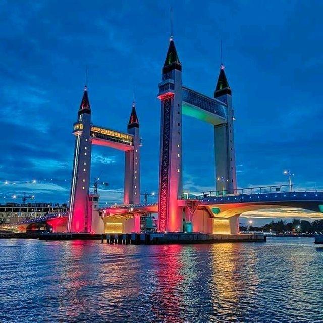 Blissfull DrawBridge in terengganu