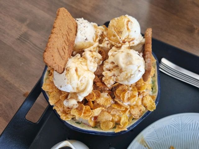 청주 세계 최초 치즈빙수로 유명한 카페 [ 풀문 ]