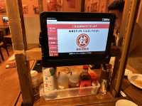 静岡・静岡駅。駅改札近く『餃子専門店 餃子研究所』のスープ餃子定食