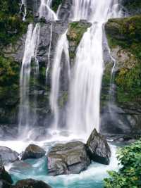 น้ำตกอูไหล Wulai Falls