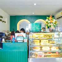 Grand’s Garden Cafe & Eatery