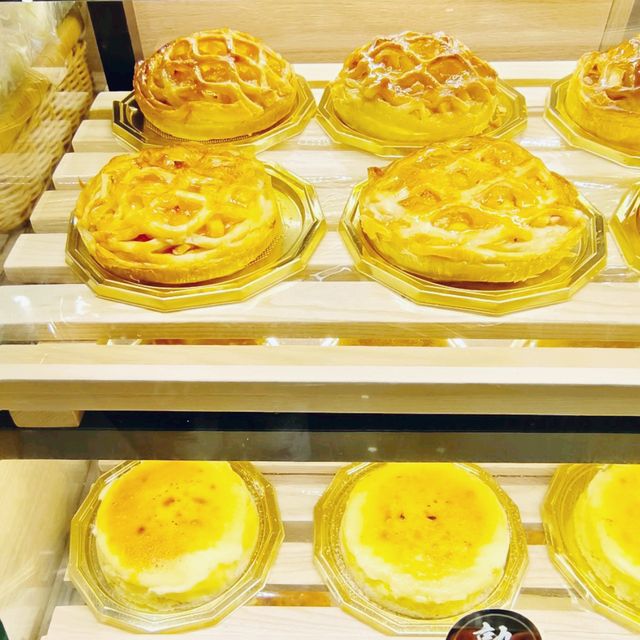 最喜歡逛麵包專門店！A1 BAKERY ！