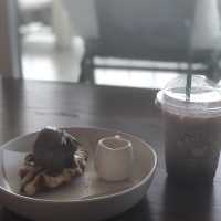 บ้านเล คาเฟ่