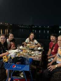 ร้านเป่าปากชามกะลา กำแพงเพชร บรรยากาศริมแม่น้ำปิง