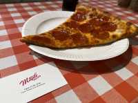 東京・台東区。路地裏グルメ『Maple Pizza』
