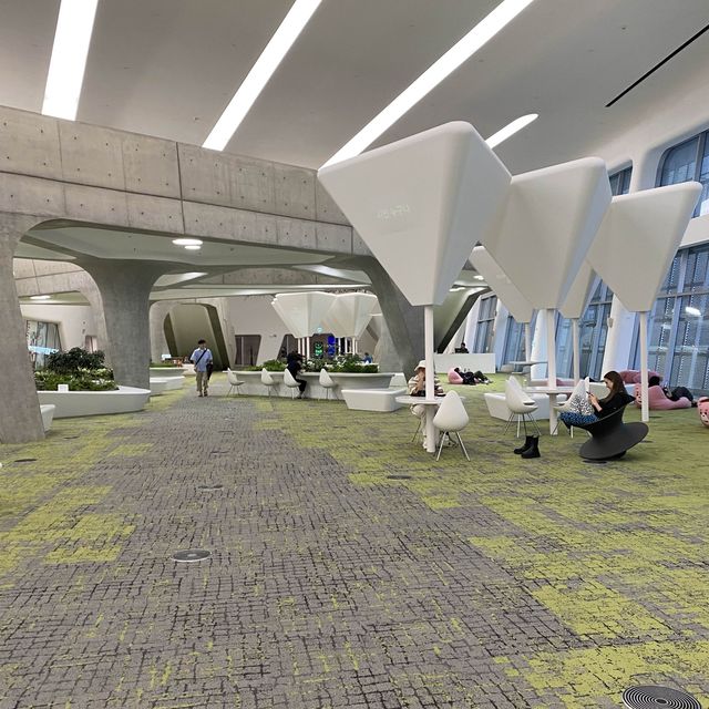 東大門｜藝術與創興的結合📍DDP設計廣場📍