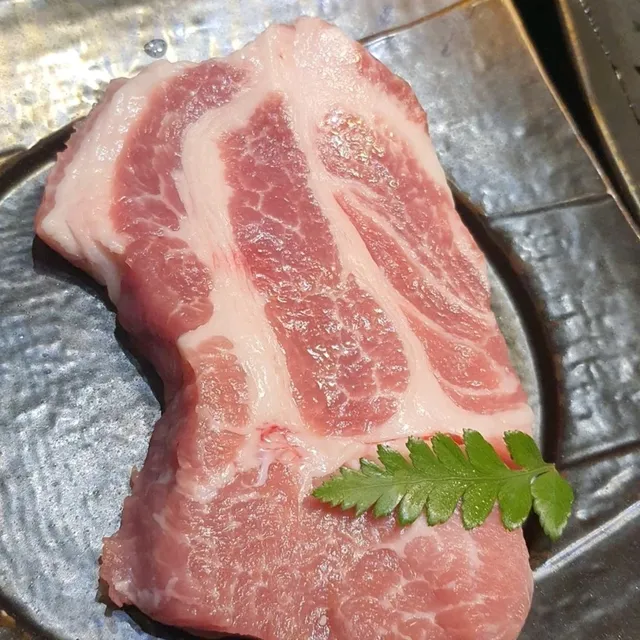 碳佐麻里精品燒肉